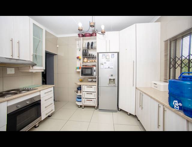 4 BEDROOM HOUSE FOR SALE IN AMALINDA